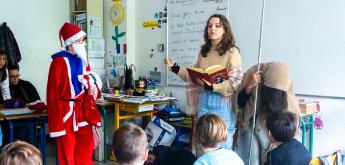 Saint Nicolas et le père Fouettard dans les classes du primaire !